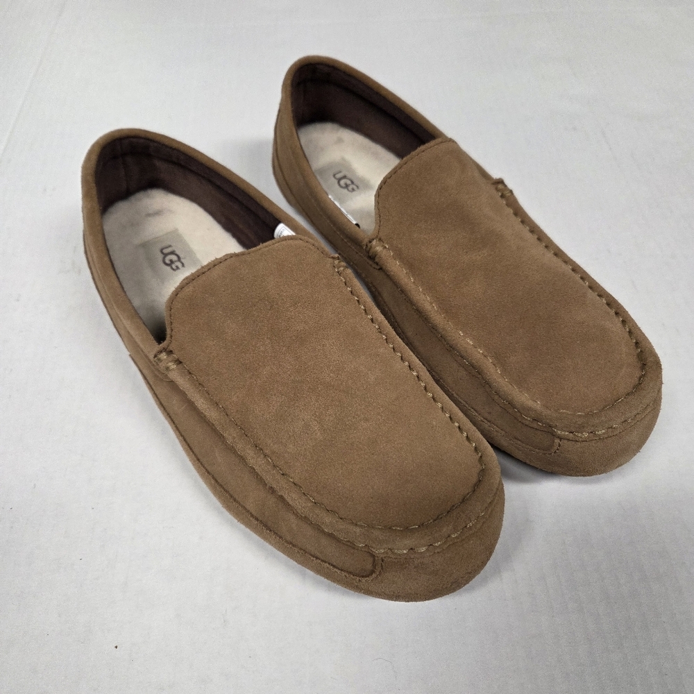 UGG Alder Men’s Driving Moccasins Slip-Ons -Chestnut Suede Size 11